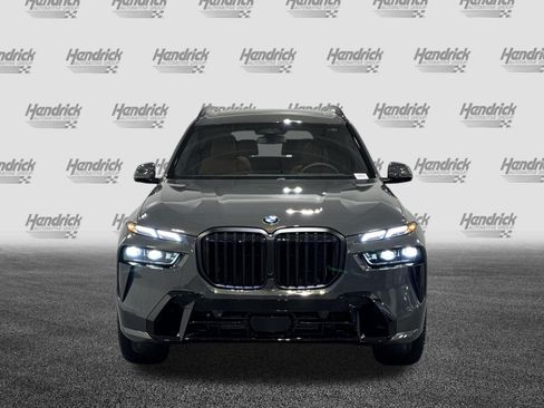 New 2027 BMW X7 xDrive40i w/ Executive Package AWD/4WD image 2