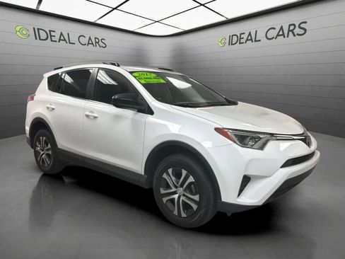 Used 2017 Toyota RAV4 LE w/ Carpet Mat Package AWD/4WD image 3