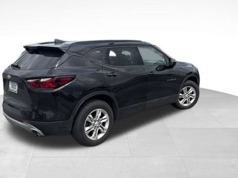 Used 2019 Chevrolet Blazer LT FWD image 3