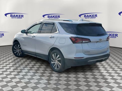 Used 2023 Chevrolet Equinox Premier image 3