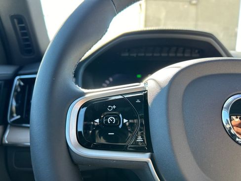 New 2026 Volvo XC90 T8 Ultra w/ Protection Package Premier AWD/4WD image 13