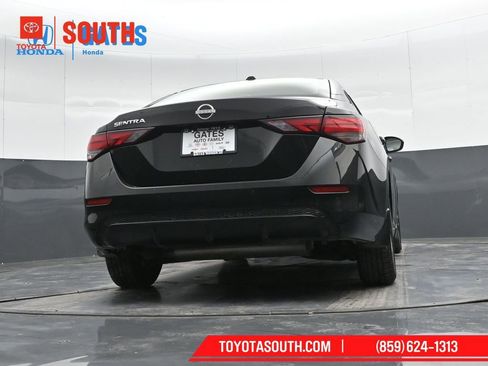 Used 2025 Nissan Sentra SV image 36