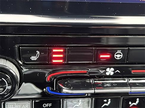 New 2025 Jeep Grand Cherokee Limited w/ Trailer Tow Package image 27