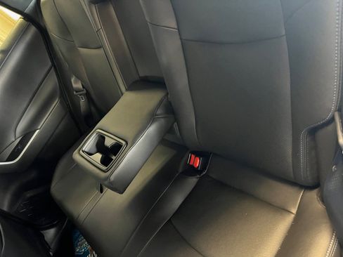 Used 2023 Toyota RAV4 SE image 15