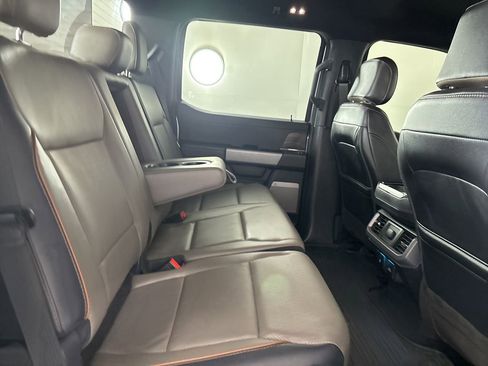 Used 2025 Ford F150 Lariat w/ FX4 Off-Road Package image 25