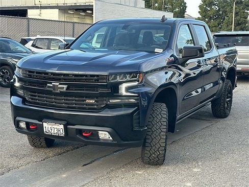 Used 2021 Chevrolet Silverado 1500 LT Trail Boss w/ Bed Protection Package image 8