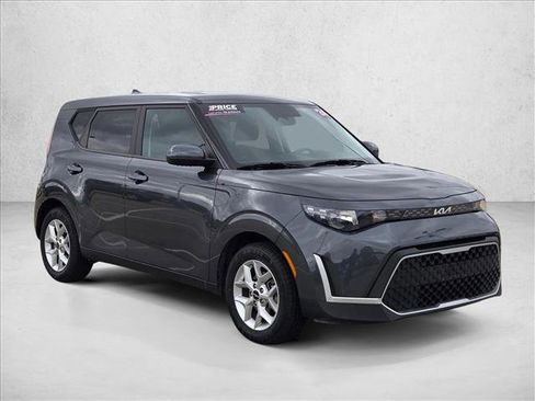 Used 2024 Kia Soul LX w/ Option Group 015 image 3