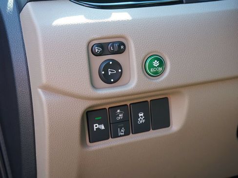 Used 2022 Honda Pilot Elite image 12