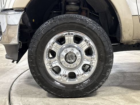 Used 2012 Ford F250 Lariat w/ Lariat Ultimate Pkg AWD/4WD image 28