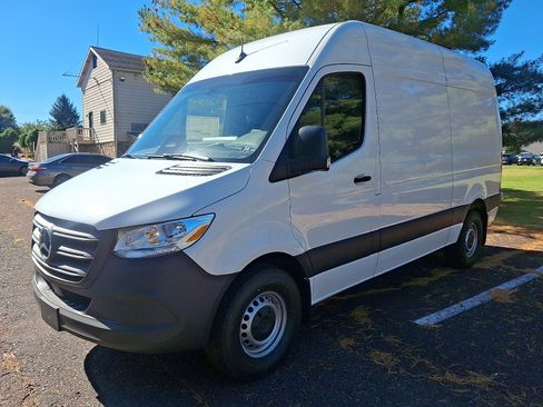 New 2026 Mercedes-Benz Sprinter 2500 image 2
