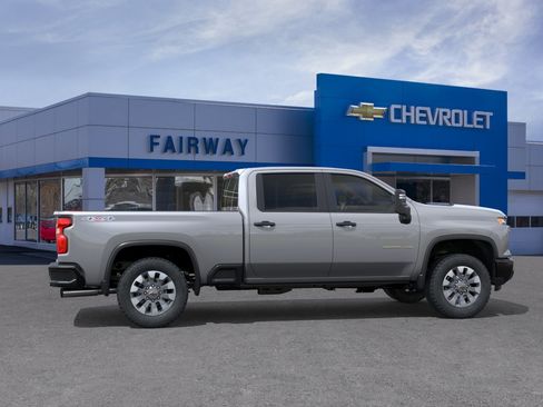 New 2026 Chevrolet Silverado 2500 Custom w/ Custom Value Package image 5