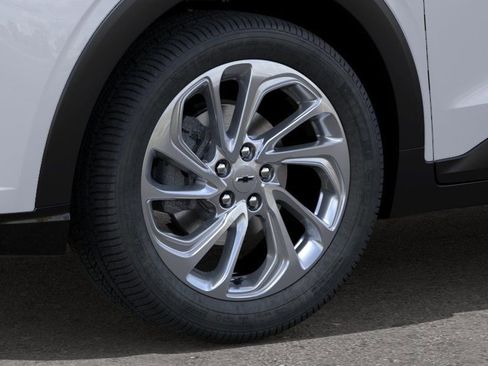 New 2027 Chevrolet Bolt LT w/ Comfort Package FWD image 9