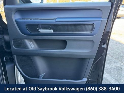 New 2025 Volkswagen ID. Buzz Pro S RWD image 27