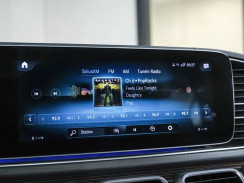 Used 2020 Mercedes-Benz GLS 580 4MATIC image 35