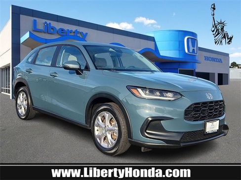 Used 2023 Honda HR-V LX image 1