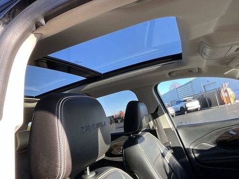 Used 2019 GMC Terrain Denali w/ Advanced Safety Package image 47