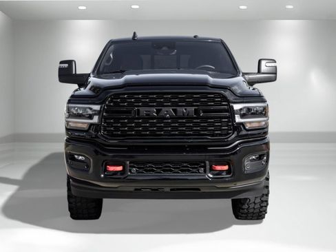 Used 2024 RAM 2500 Big Horn w/ Night Edition image 4