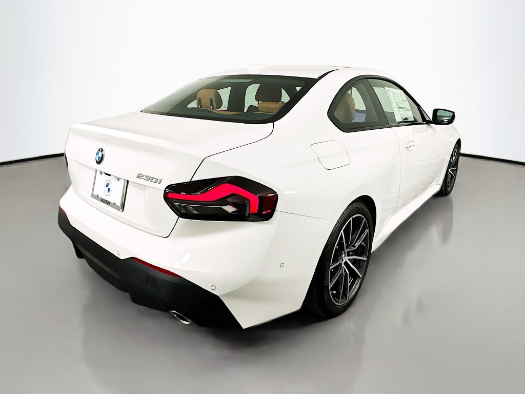 Used 2026 BMW 230i Coupe w/ Convenience Package RWD image 5