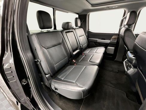 Used 2022 Ford F150 Lariat w/ Equipment Group 502A High image 28