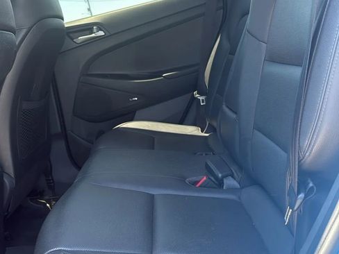 Used 2017 Hyundai Tucson SE Plus FWD image 7