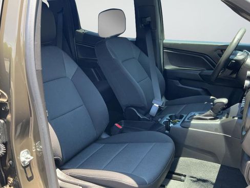 Used 2024 Chevrolet Colorado W/T RWD image 20