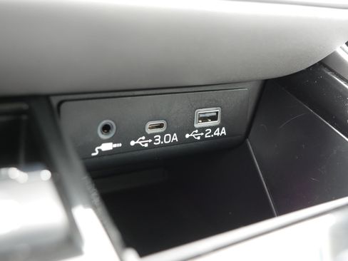 Used 2025 Subaru Legacy Premium AWD/4WD image 33