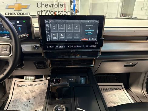 Used 2024 GMC Hummer EV 3X w/ LPO, Sport Package image 21