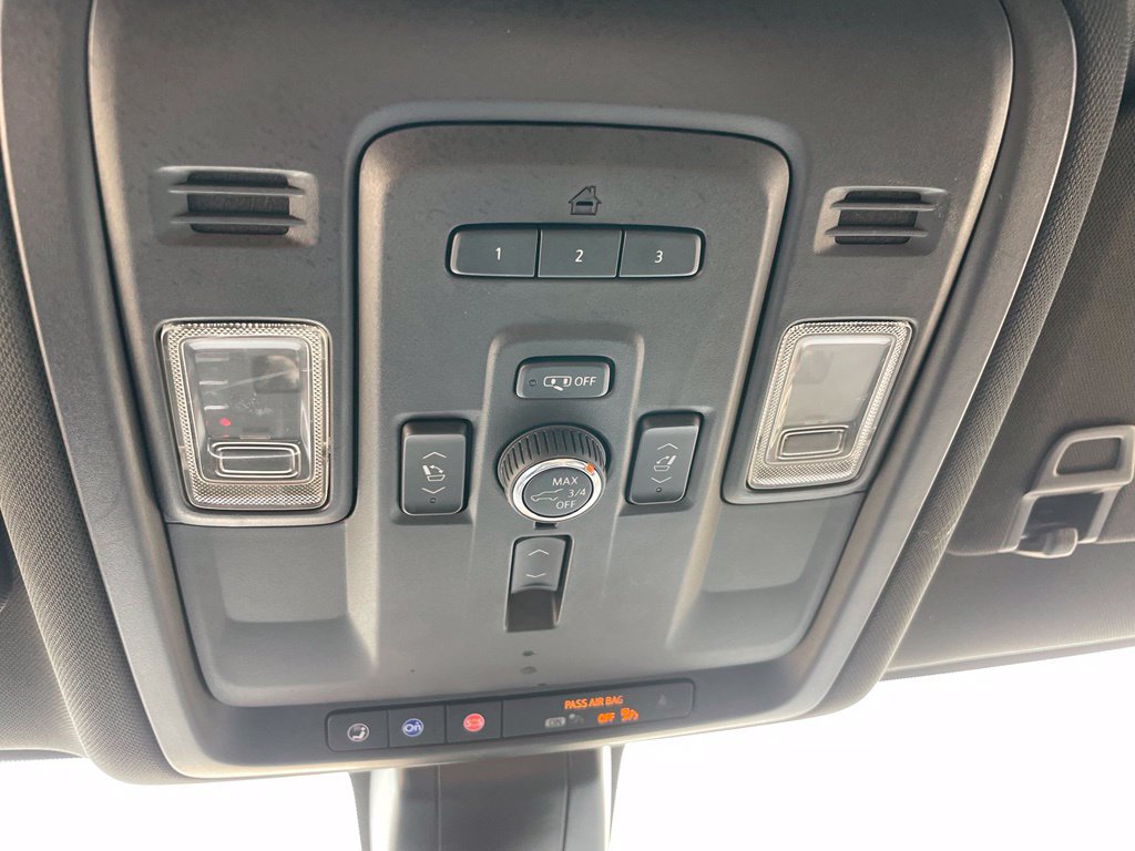 Used 2022 Chevrolet Tahoe Premier AWD/4WD image 41