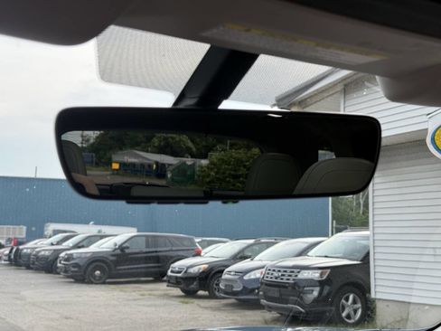 Used 2019 Subaru Ascent Limited image 27