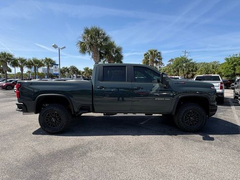 New 2026 Chevrolet Silverado 2500 ZR2 AWD/4WD image 8