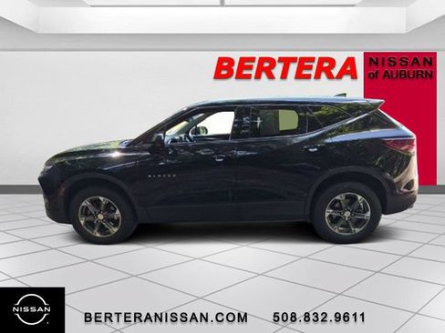 Used 2025 Chevrolet Blazer LT AWD/4WD image 1