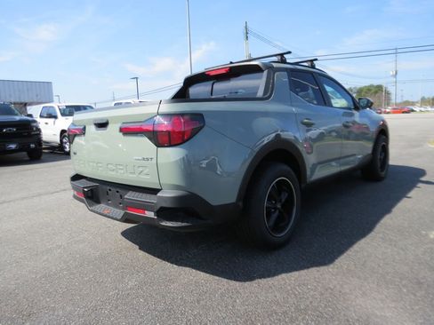 Used 2023 Hyundai Santa Cruz SEL Premium image 8