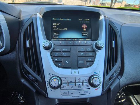 Used 2017 Chevrolet Equinox LT w/ Convenience Package AWD/4WD image 12