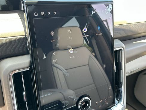 New 2026 GMC Yukon Denali AWD/4WD image 13