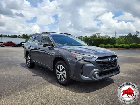Used 2024 Subaru Outback Premium AWD/4WD image 8