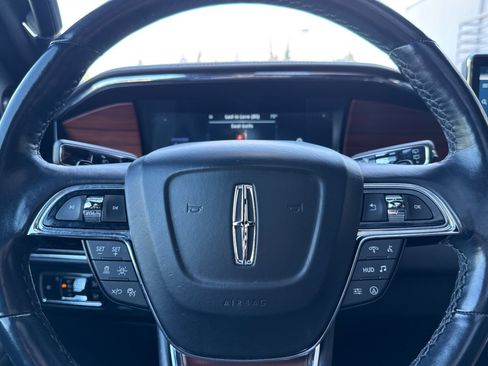 Certified 2023 Lincoln Navigator L Reserve AWD/4WD image 25