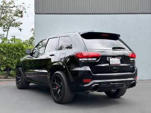 Used 2017 Jeep Grand Cherokee SRT w/ Trailer Tow Group IV image 11