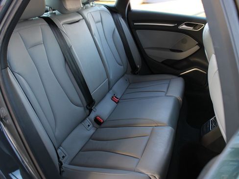 Used 2017 Audi A3 e-tron Premium Plus w/ Technology Package image 30