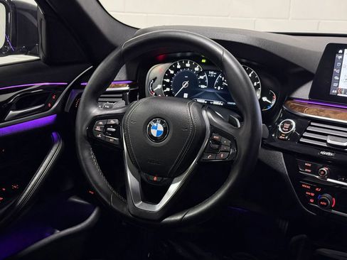 Used 2017 BMW 540i xDrive image 24