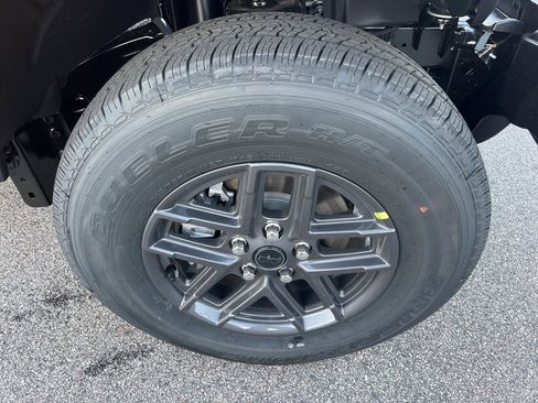 New 2026 Jeep Gladiator Sport image 9