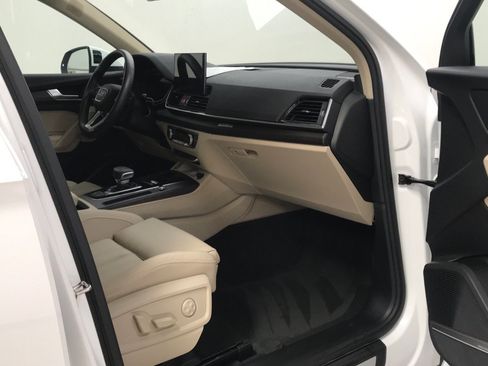 Used 2023 Audi Q5 2.0T Premium Plus w/ Premium Plus Package AWD/4WD image 17