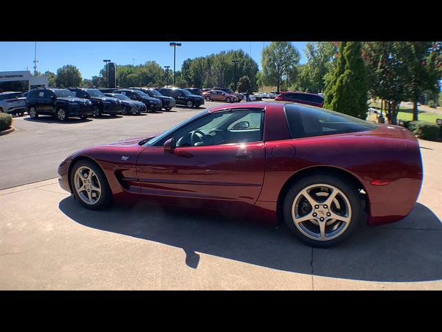 Used 2003 Chevrolet Corvette Coupe w/ Preferred Equipment Group RWD image 8
