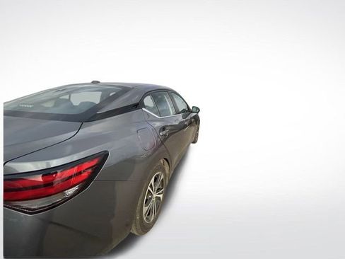 Used 2023 Nissan Sentra SV image 10