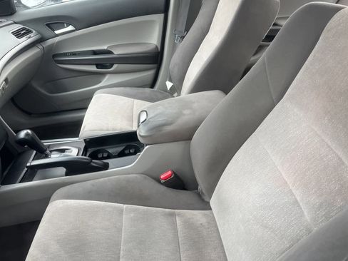 Used 2010 Honda Accord LX image 22