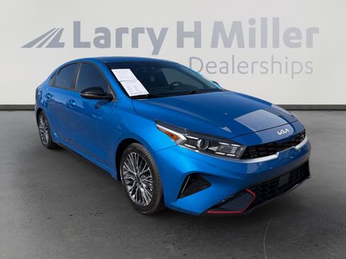 Used 2024 Kia Forte GT-Line w/ GT-Line Premium Package FWD image 7