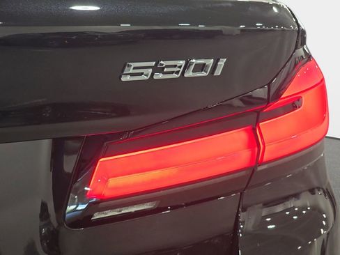 Certified 2023 BMW 530i w/ Convenience Package RWD image 27