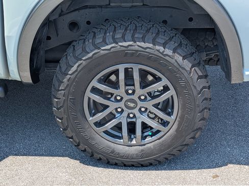 Certified 2023 Ford Ranger Lariat w/ Tremor Off-Road Package AWD/4WD image 8