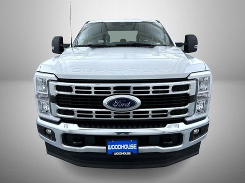 Used 2024 Ford F250 XLT image 2