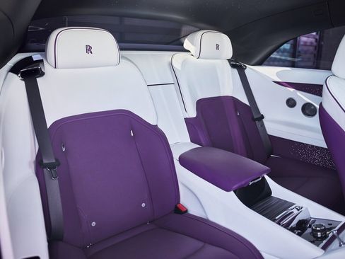 Used 2024 Rolls-Royce Spectre w/ Spectre Launch Package image 37