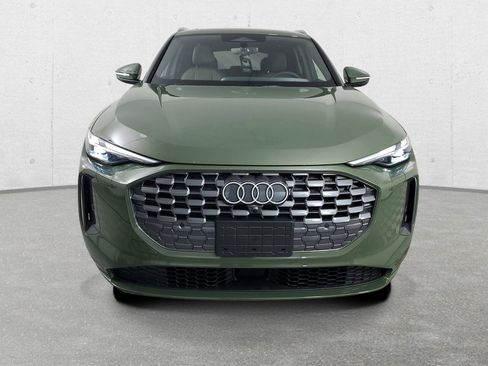 New 2026 Audi Q5 Premium image 3